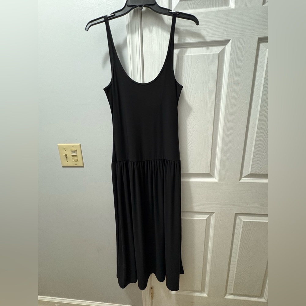 Aritzia Babaton Drop Waist Scoop Back Black Astonish Midi Dress Size Small